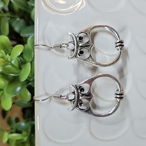 🔥LAST PAIR🔥 Owl Drop Earrings
